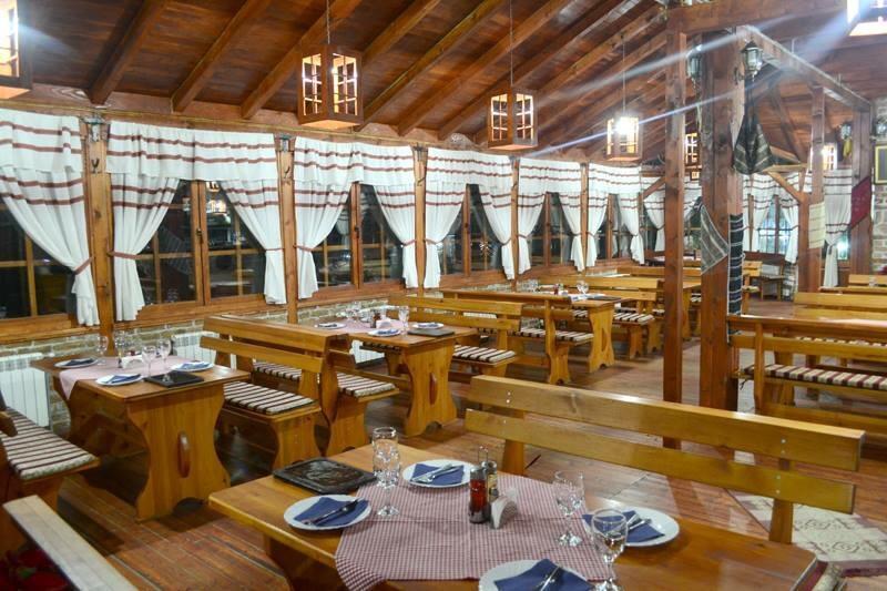 Etno Restoran Ranc Motel Radibus Buitenkant foto
